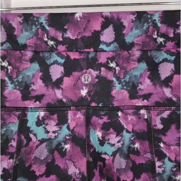 Lululemon Wunder Short 2" Full On Luxtreme size 8 - Picture 5 of 6